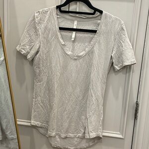 Aritzia shirt